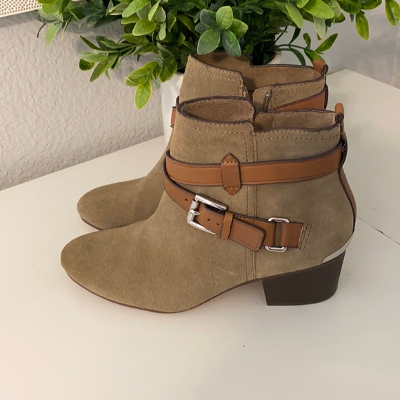 COACH Pauline Bootie - Picture 1 of 10